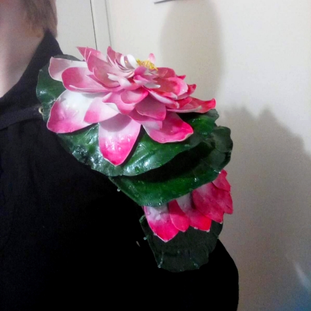 Costplay/Renaissance Festival, Flower Shoulder Armor. costume accessory.